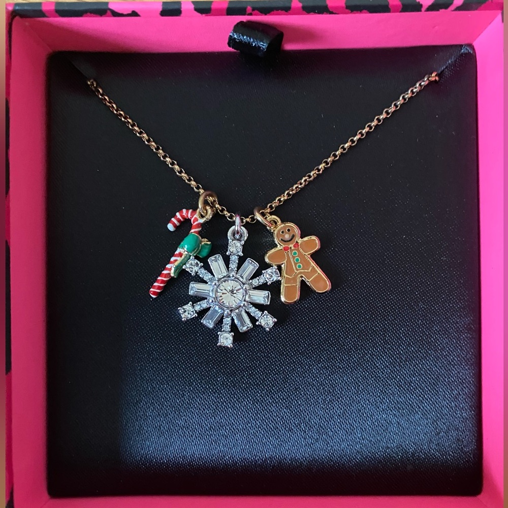 NWT Juicy Couture Holiday/Christmas Necklace